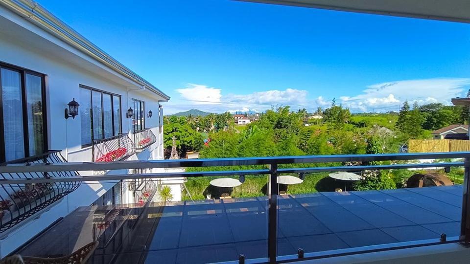 Casa La Silvinas Hotel & Event Resort Tagaytay City Dış mekan fotoğraf