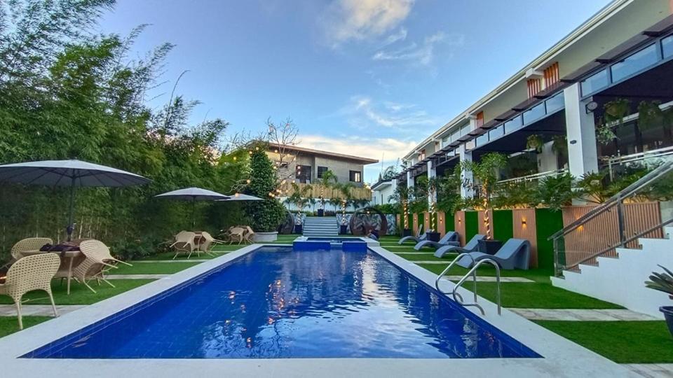 Casa La Silvinas Hotel & Event Resort Tagaytay City Dış mekan fotoğraf